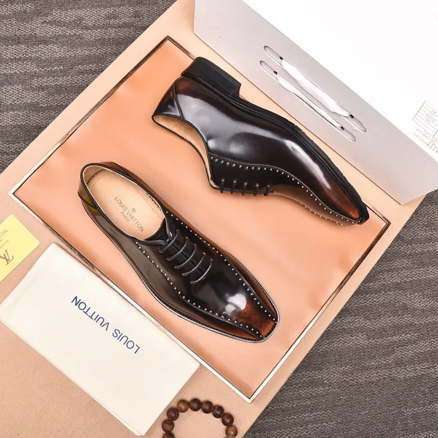 Louis Vuitton Chaussures Oxford Cap-Toe Détails avec Clous Marron 9