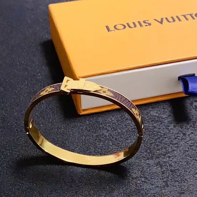 Louis Vuitton Ceinture Gold Purple Hinged Bangle Monogrammed Leather Inlay Bracelet 2