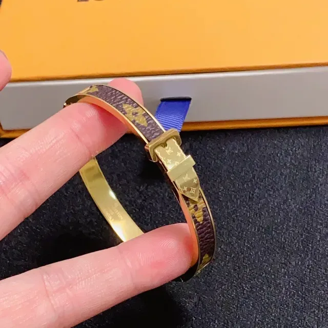 Louis Vuitton Ceinture Gold Purple Hinged Bangle Monogrammed Leather Inlay Bracelet 3