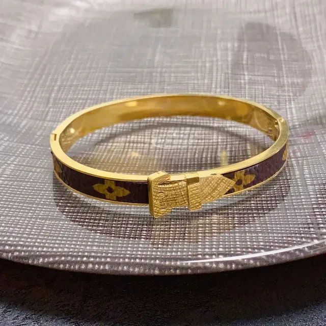 Louis Vuitton Ceinture Gold Purple Hinged Bangle Monogrammed Leather Inlay Bracelet 4