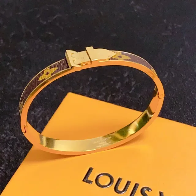Louis Vuitton Ceinture Gold Purple Hinged Bangle Monogrammed Leather Inlay Bracelet 8