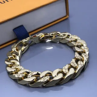 Louis Vuitton Chain Reaction Monogram Star Curb-Link Gold-Tone pulsera