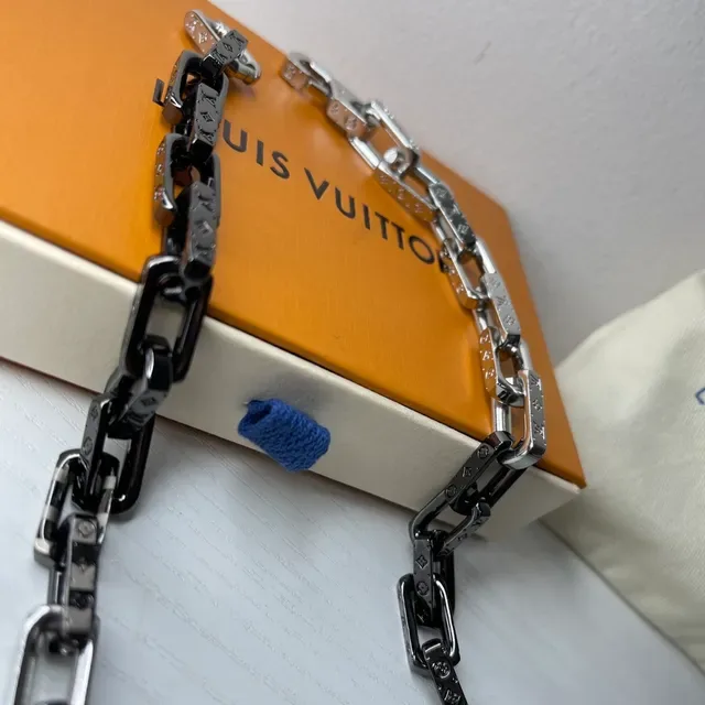 Louis Vuitton Chain Reaction Silver Black Chunky Link Monogram-Engraved Necklace 6