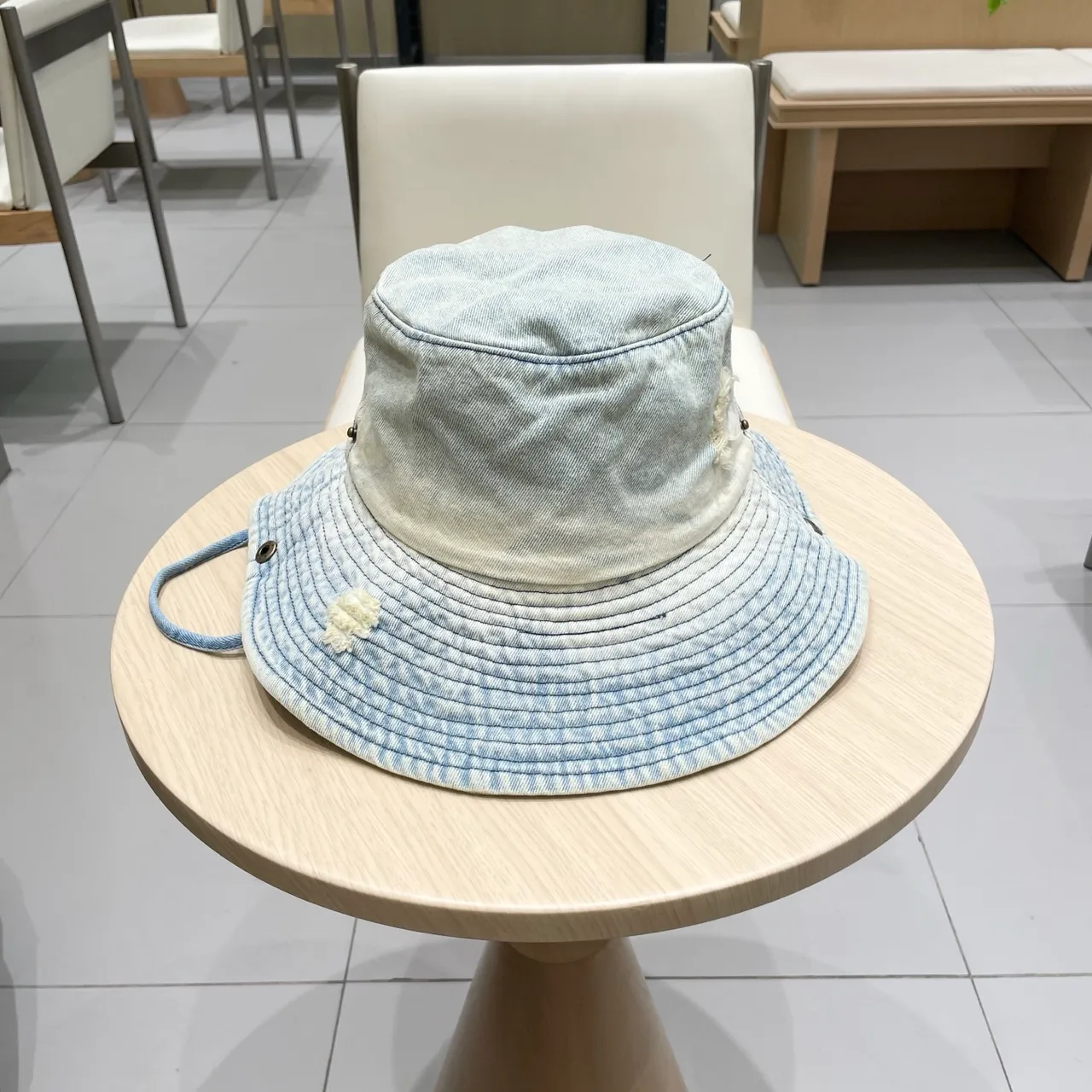 Louis Vuitton Jean Distressed Brodé Monogramme Chapeau Bucket 8
