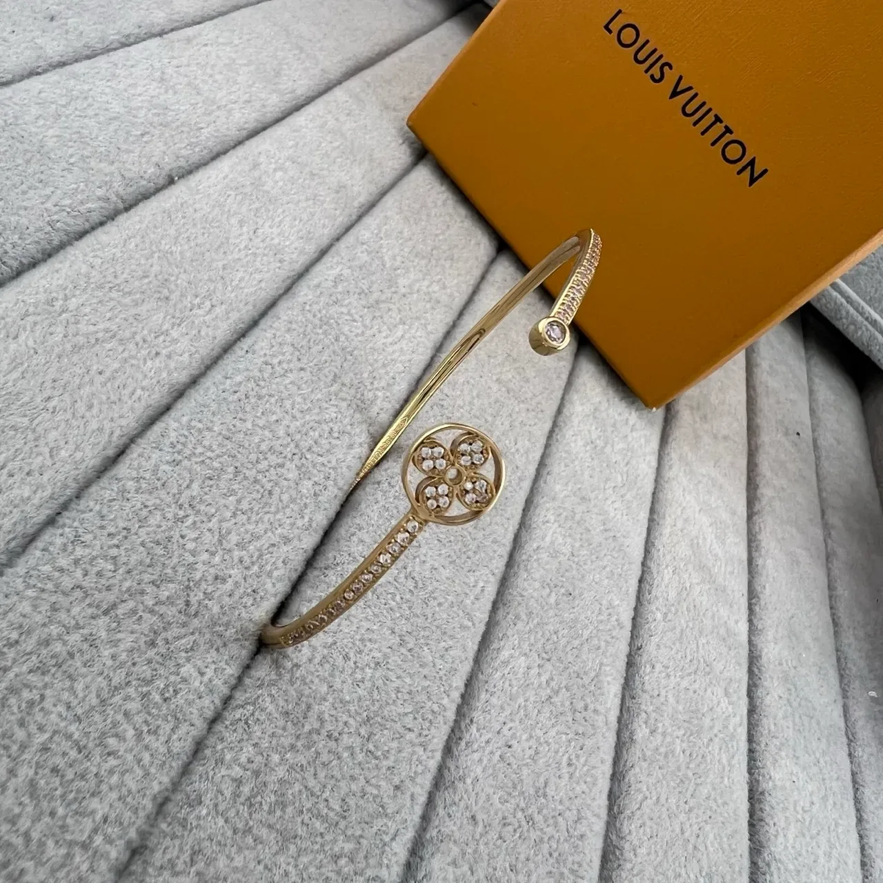 Louis Vuitton Floral Pavé Open Bangle Bracelets 3