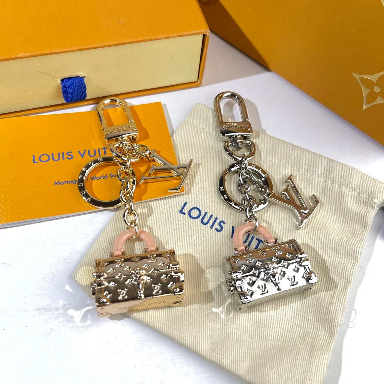 Louis Vuitton Flower Character Orange Blue Sculpted Floral Charm Leather Petal Construction Crossbody Bag 13