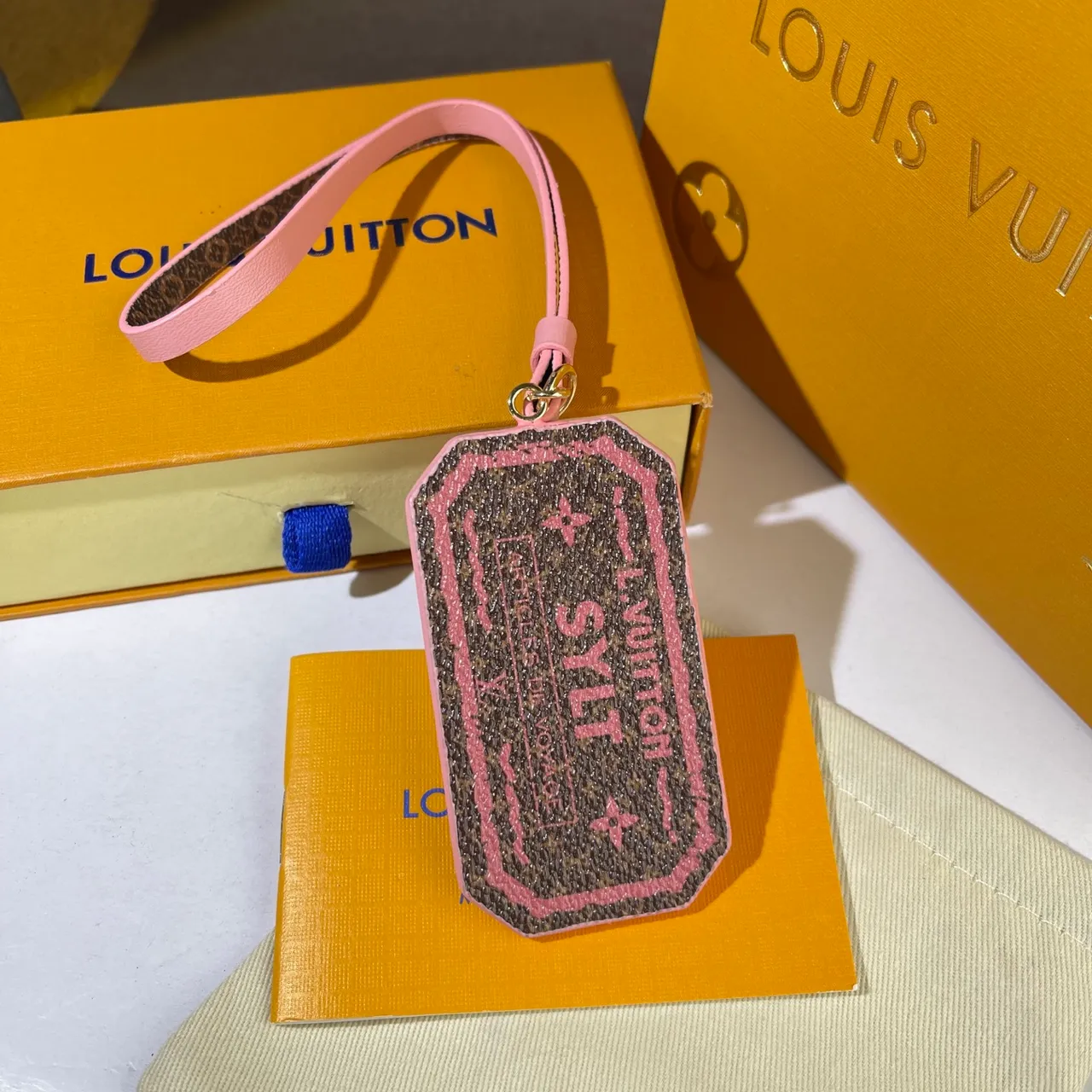 Louis Vuitton Flower Character Orange Blue Sculpted Floral Charm Leather Petal Construction Crossbody Bag 19