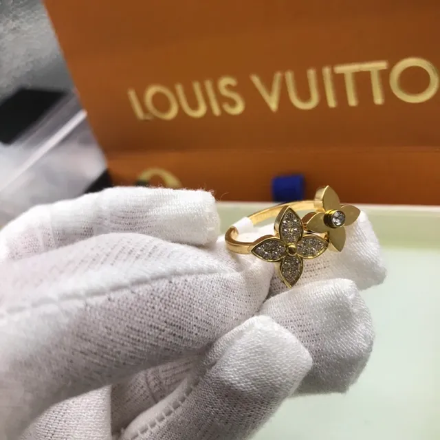 Louis Vuitton Bague Fleur Or bicolore Pavé Cristal 5