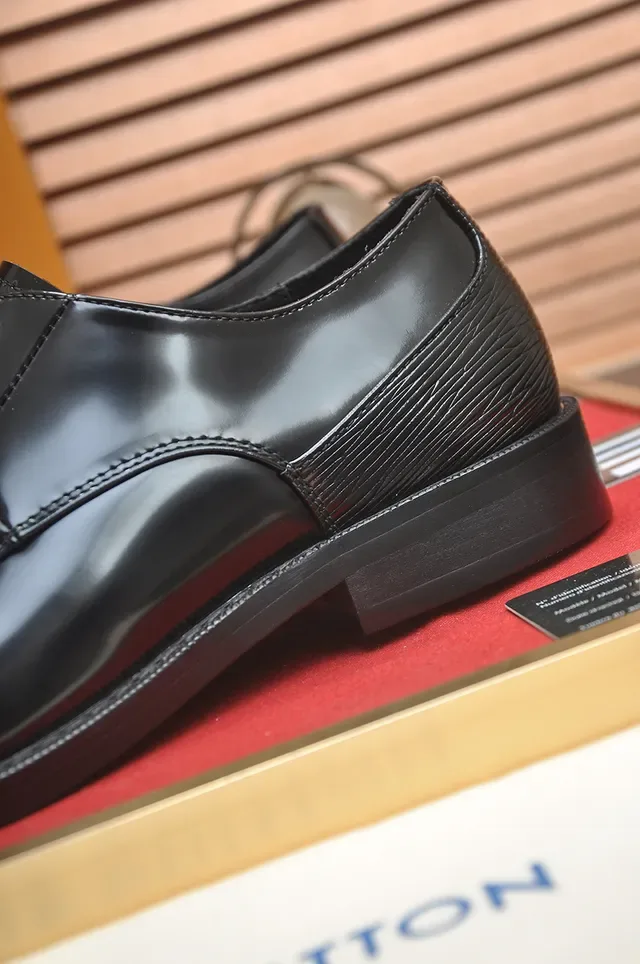 Louis Vuitton Chaussures Oxford Noir Brillant Cap Toe 2