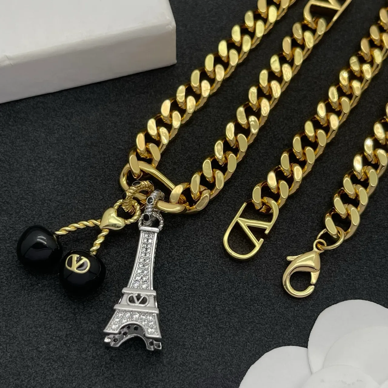 Louis Vuitton Gold Black Curb-Link Chain LV Monogram Links Necklace 4