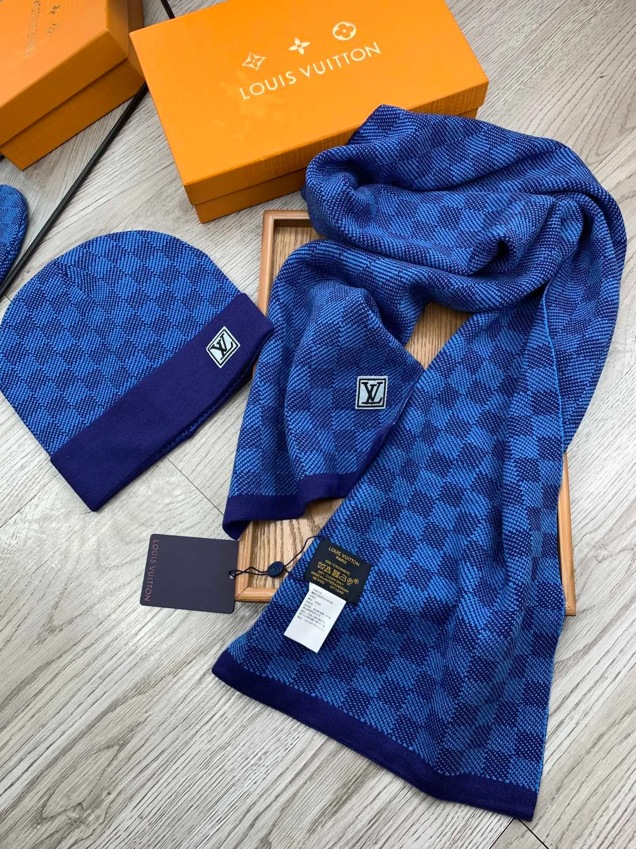 Louis Vuitton Gray Brown Knit Ribbed Cuff Beanie 8