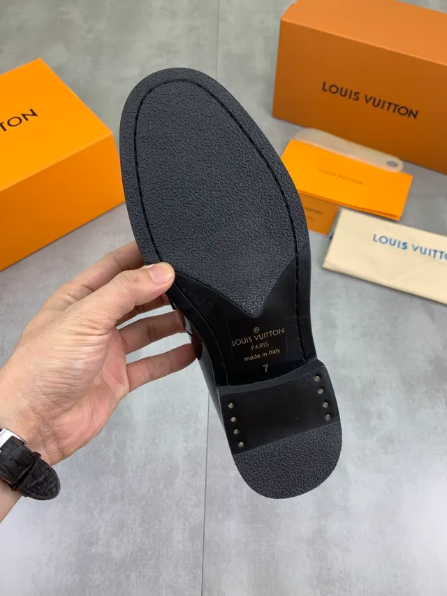 Louis Vuitton Horn Ornament Loafer Black Gold Glossy Patent Leather Metal Loafer 2