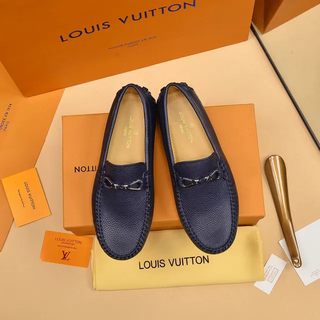 Louis Vuitton Horsebit Loafer Navy Beige Pebbled Leather Buckle Loafer 9