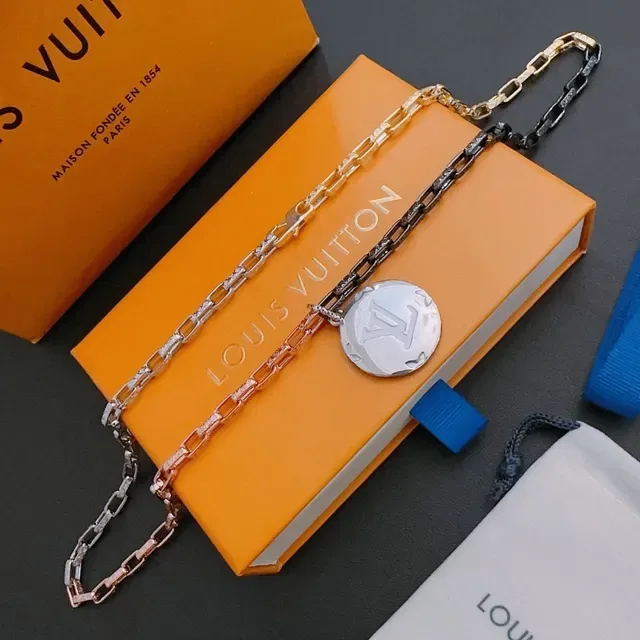 Louis Vuitton Iconic Monogram Multi-Metal Chain Necklace 2
