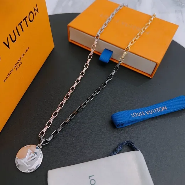 Louis Vuitton Iconic Monogram Multi-Metal Chain Necklace 5