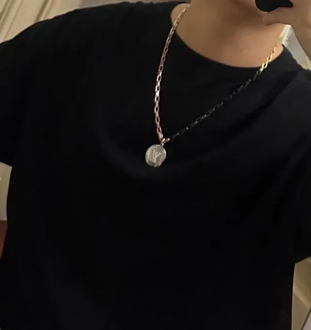 Louis Vuitton Iconic Monogram Multi-Metal Chain Necklace 7