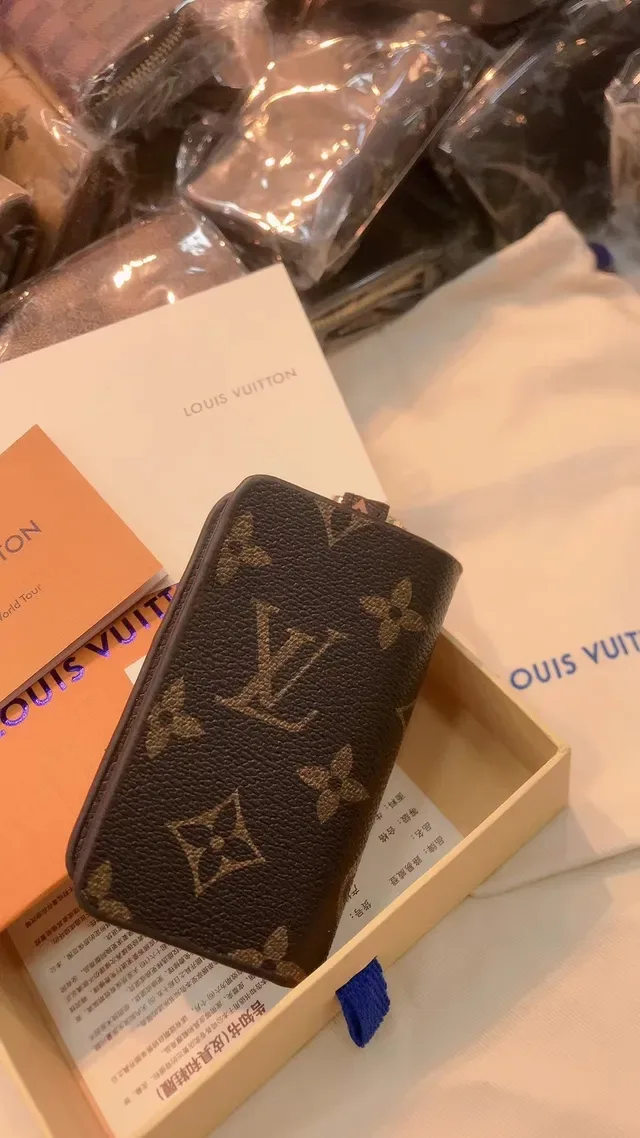 Louis Vuitton Key Holder Brown Beige Monogram Canvas Gold-Tone Hardware Wallet 2