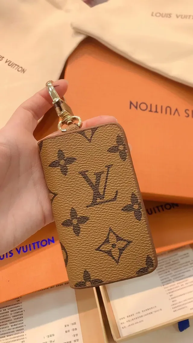 Louis Vuitton Key Holder Brown Beige Monogram Canvas Gold-Tone Hardware Wallet 8