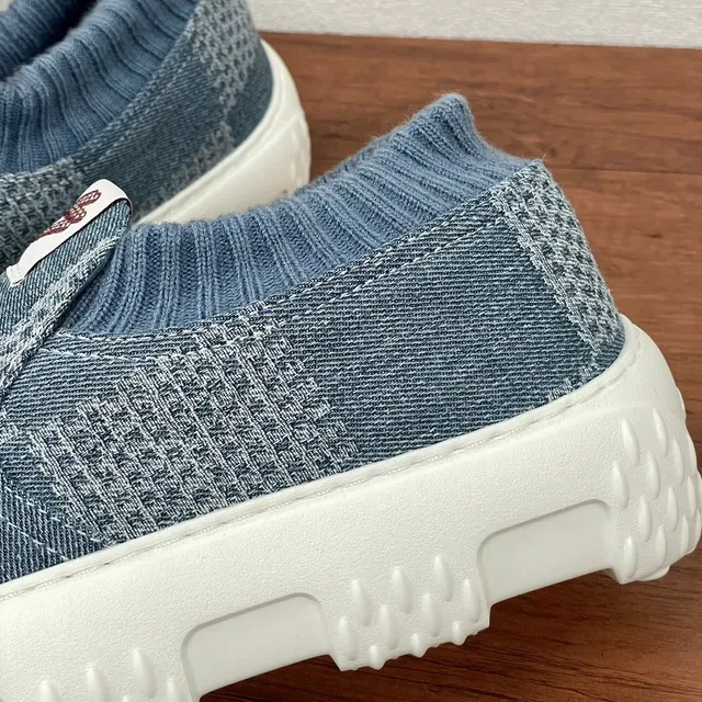 Louis Vuitton Sneakers Slip-On en Tricot à Carreaux Bleu Lifestyle 8