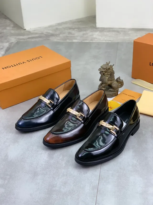 Louis Vuitton Loafer Navy Gold High-Gloss Patent Leather Metal Bit Strap Loafer 2