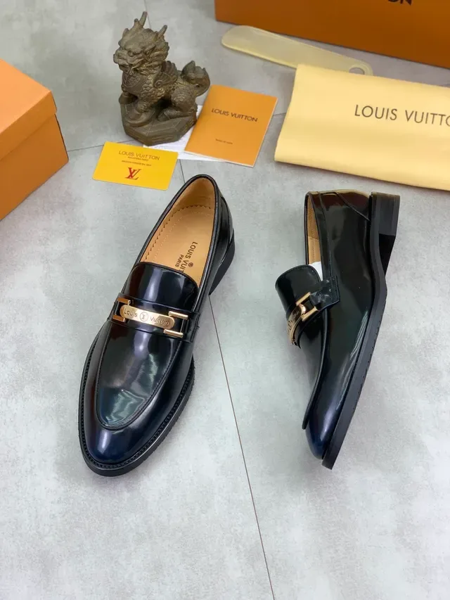 Louis Vuitton Loafer Navy Gold High-Gloss Patent Leather Metal Bit Strap Loafer 6