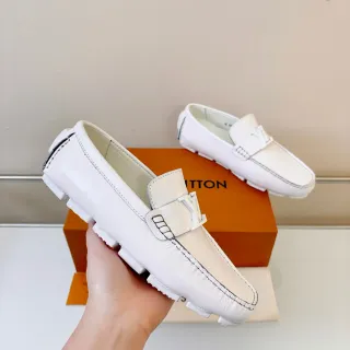 Louis Vuitton 白色皮革 LV 扣带 乐福鞋