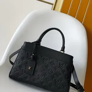 Louis Vuitton Lockme Bolso Boston Estructurado Monograma Negro Embossado