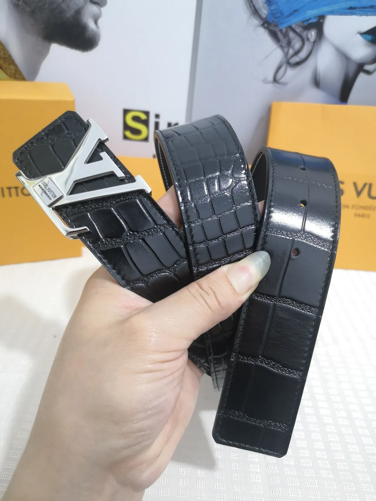 Louis Vuitton LV Belt Black Crocodile-Embossed Leather Belt 9
