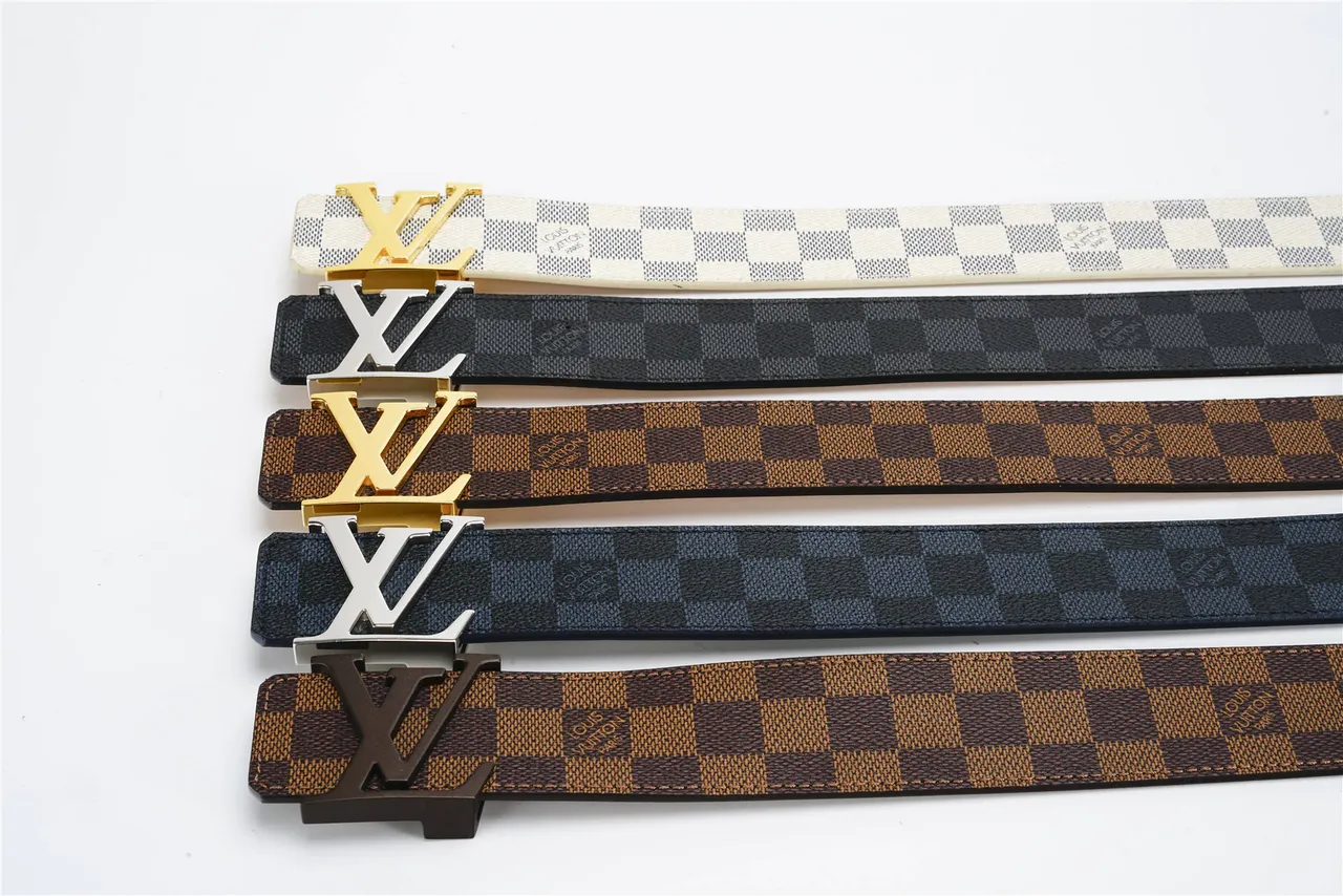 Louis Vuitton LV Belt Damier Azur Cream and Navy Leather Belt 2