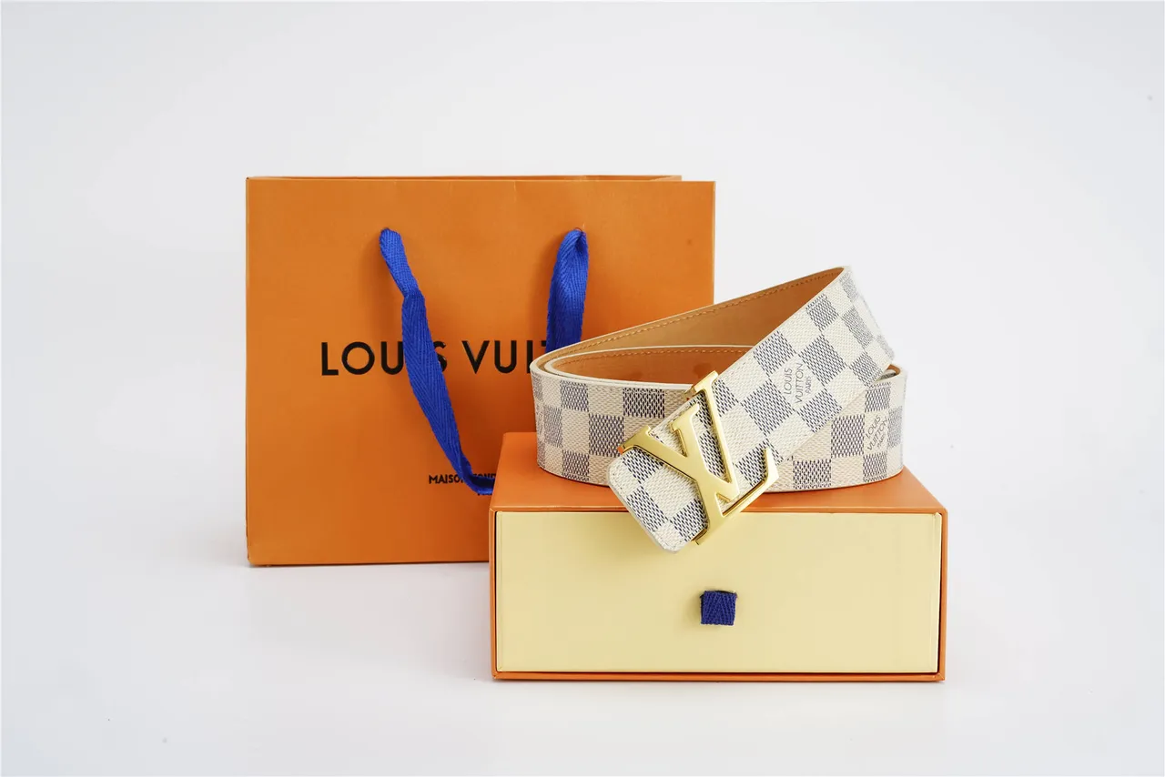 Louis Vuitton LV Belt Damier Azur Cream and Navy Leather Belt 4