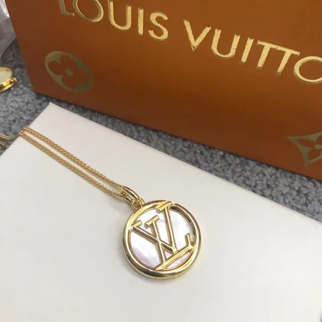 Louis Vuitton LV Circle Gold White Circular Stud Metal Earrings 6
