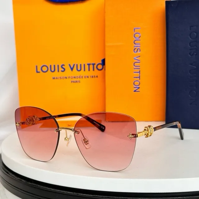 Louis Vuitton LV Gram Square Cat Eye Gafas de sol 3