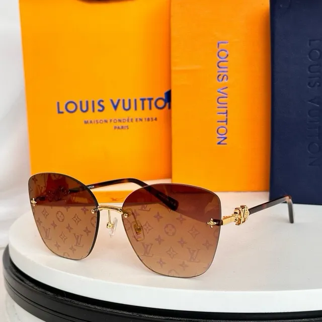 Louis Vuitton LV Gram Square Cat Eye Gafas de sol 7