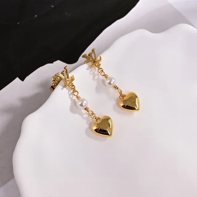 Louis Vuitton LV Heart Gold White Monogram-Top Pearl-Detailed Earrings 5