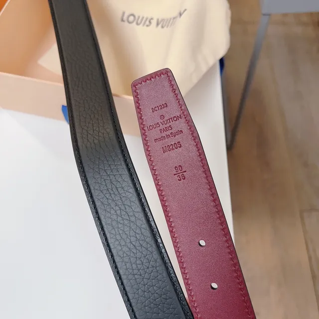 Louis Vuitton LV Initiales Black and Burgundy Leather Belt 2