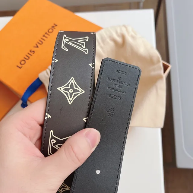 Louis Vuitton LV Initiales Monogram चमड़े की बेल्ट 2