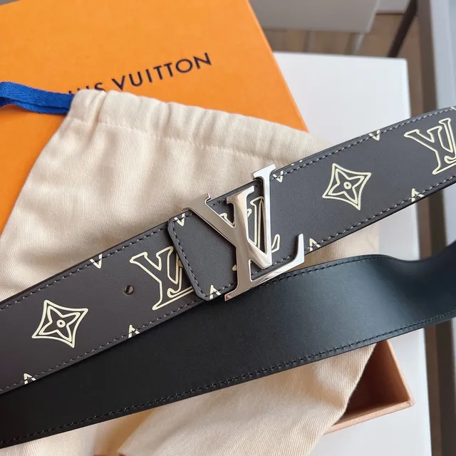 Louis Vuitton LV Initiales Monogram चमड़े की बेल्ट 3