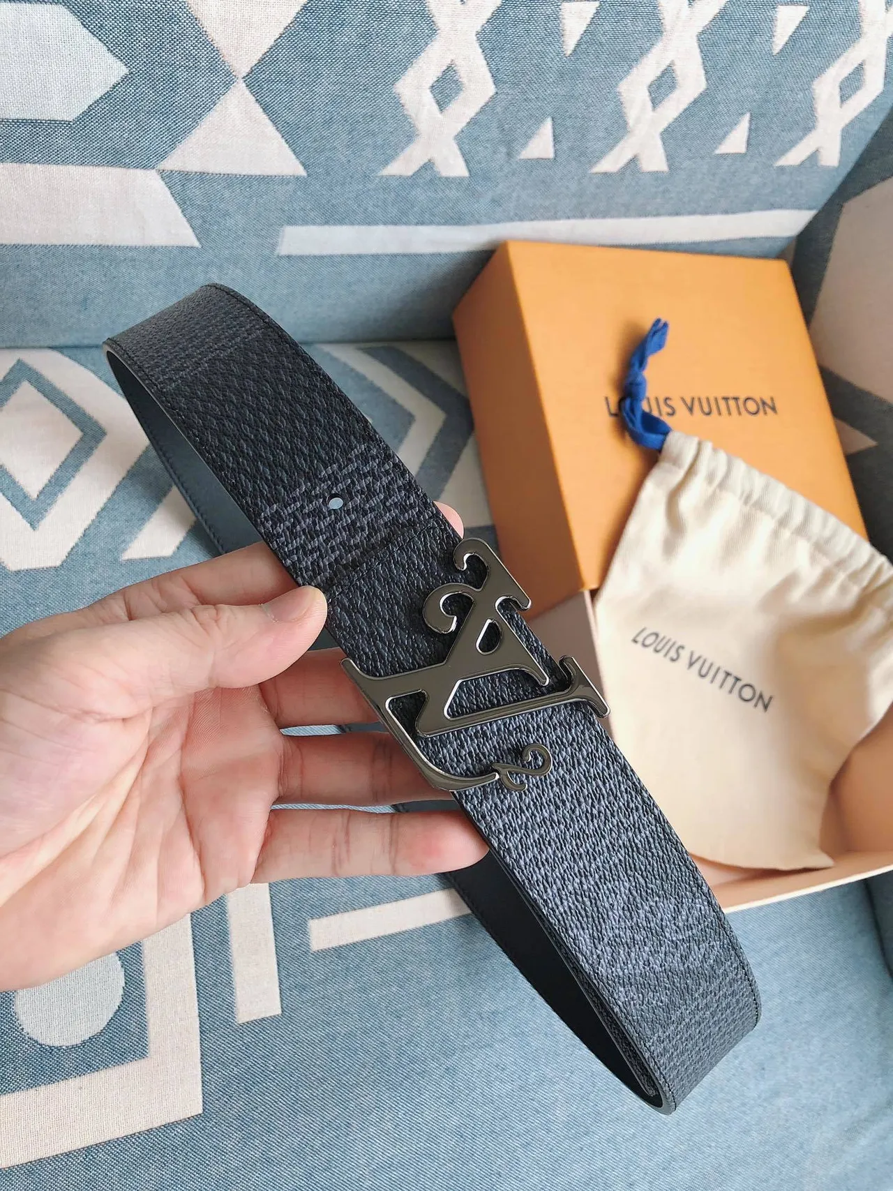 Louis Vuitton LV Initiales Textured Blue-Gray Leather Belt 9