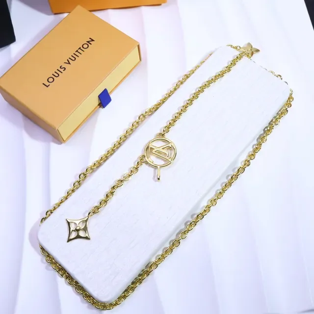 Louis Vuitton LV Star Gold Chain Bracelet 4