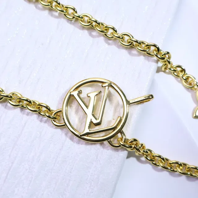 Louis Vuitton LV Star Gold Chain Bracelet 5