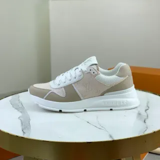 Louis Vuitton LV Trainer Beige Blanco Monogrammed Textil Talón Perforado Lifestyle Sneakers