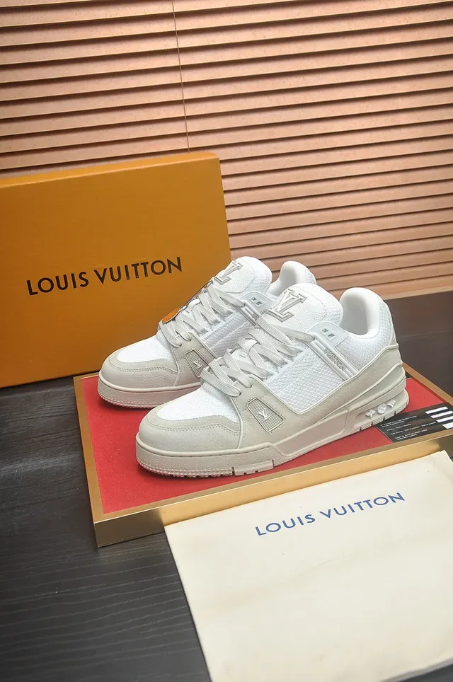 Louis Vuitton LV Trainer بيج أبيض هيكلية متعددة الطبقات ميد سول نسيج سويد جلد ترصيف أحذية لايف ستايل 4