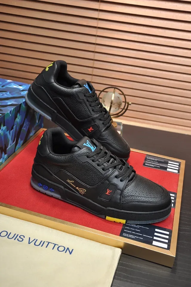 Louis Vuitton LV Trainer Black Gold Pebbled Leather Upper Chunky Platform Sole Lifestyle Sneakers 5