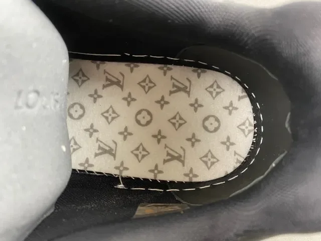 Louis Vuitton LV Trainer Tênis Lifestyle Preto Cinza Monograma Lona Couro Pebbled 9