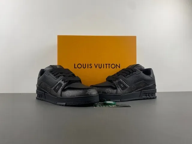 Louis Vuitton LV Trainer Tênis Lifestyle Preto Cinza Monograma Lona Couro Pebbled 13