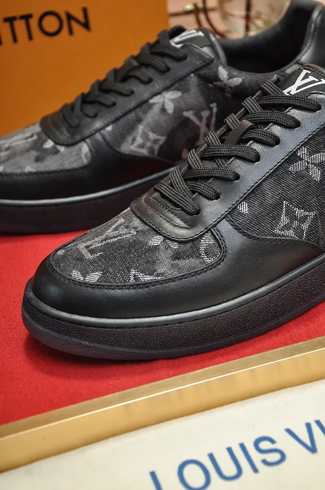 লুইস ভিটন LV Trainer কালো ধূসর Monogram-Print টেক্সটাইল স্মুথ লেদার ওভারলে লাইফস্টাইল স্নীকার্স 3