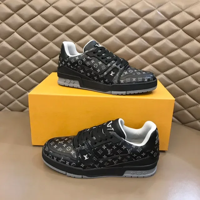 Louis Vuitton LV Trainer Black White Monogram-Printed Upper Layered Chunky Sole Lifestyle Sneakers 8