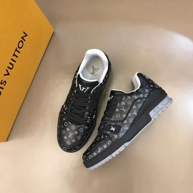 Louis Vuitton LV Trainer Black White Monogram-Printed Upper Layered Chunky Sole Lifestyle Sneakers 9