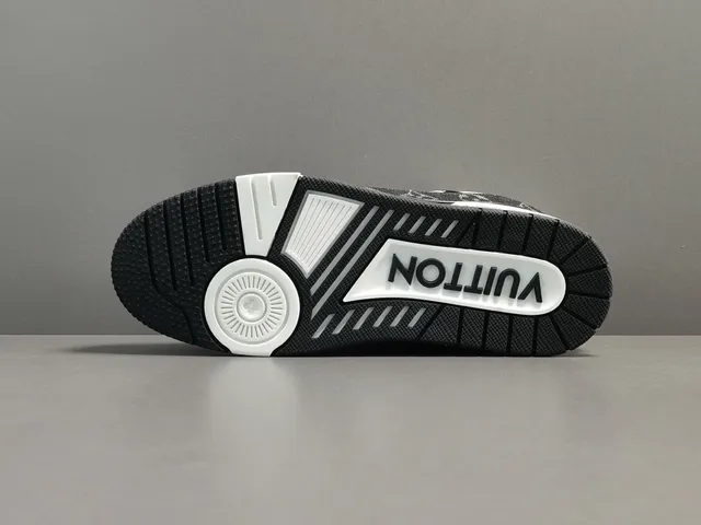 Louis Vuitton LV Trainer Black White Monogrammed Textile Layered Leather And Fabric Upper Lifestyle Sneakers 14