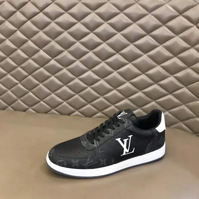 Louis Vuitton LV Trainer Black White Monogrammed Upper Low-Top Silhouette Lifestyle Sneakers 6